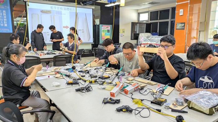 20250423-0430【正修創客基地×工學院】基礎電子應用實作工作坊-舞蹈燈藍芽音箱圖片