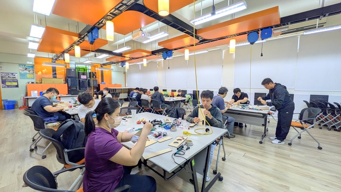 20250423-0430【正修創客基地×工學院】基礎電子應用實作工作坊-舞蹈燈藍芽音箱圖片