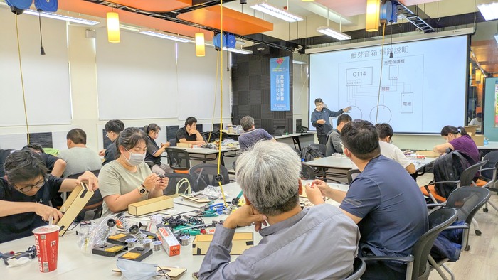 20250423-0430【正修創客基地×工學院】基礎電子應用實作工作坊-舞蹈燈藍芽音箱圖片