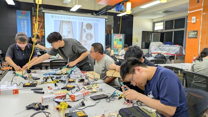 20250423-0430【正修創客基地×工學院】基礎電子應用實作工作坊-舞蹈燈藍芽音箱圖片
