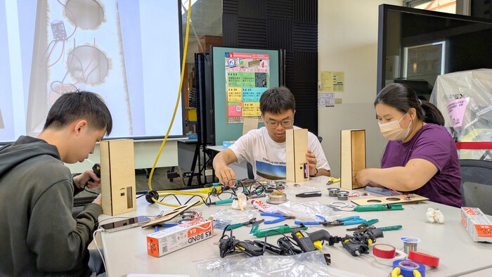 20250423-0430【正修創客基地×工學院】基礎電子應用實作工作坊-舞蹈燈藍芽音箱圖片