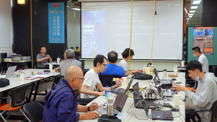 2025【正修創客基地×工學院】同儕學習社群研習-AI人工智慧應用與實作工作坊系列活動圖片