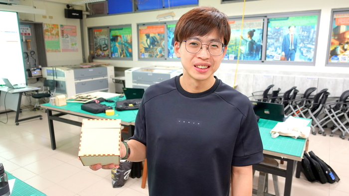 20251203【正修創客基地×工學院】雷射切割應用體驗工作坊-雷切小木盒圖片
