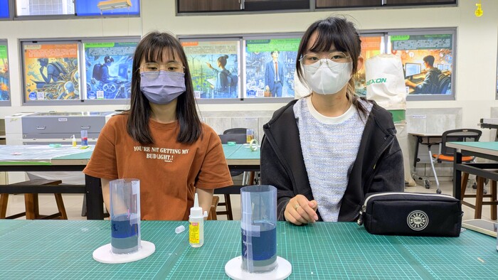 20250409【正修創客基地×工學院】工程材料應用實作工作坊-雙色染水泥燭台圖片