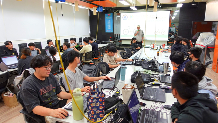 20250418【正修創客基地×工學院】簡易物件設計與動態模擬實作工作坊圖片