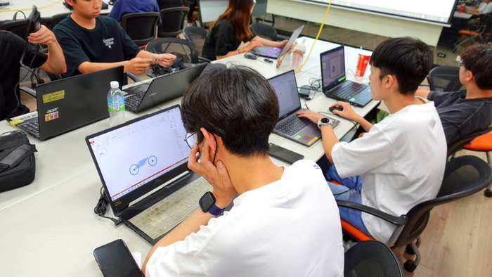 20250418【正修創客基地×工學院】簡易物件設計與動態模擬實作工作坊圖片