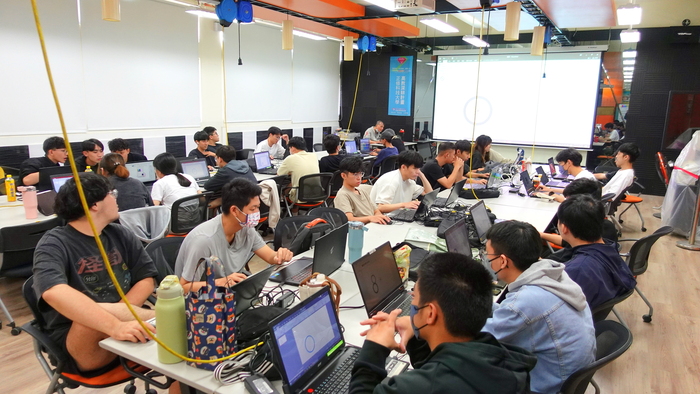 20250418【正修創客基地×工學院】簡易物件設計與動態模擬實作工作坊圖片