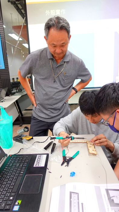 20250528【正修創客基地×工學院】基礎電子應用實作工作坊-聲聲不息跳動燈圖片
