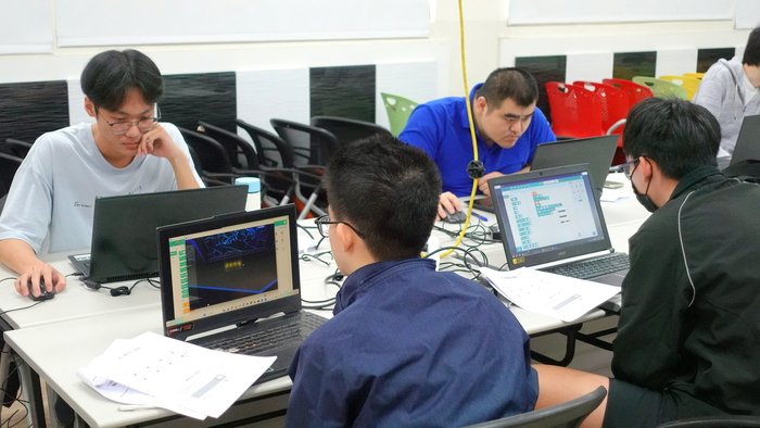 2025【正修創客基地×工學院】同儕學習社群研習-無人機基礎編程實作工作坊圖片