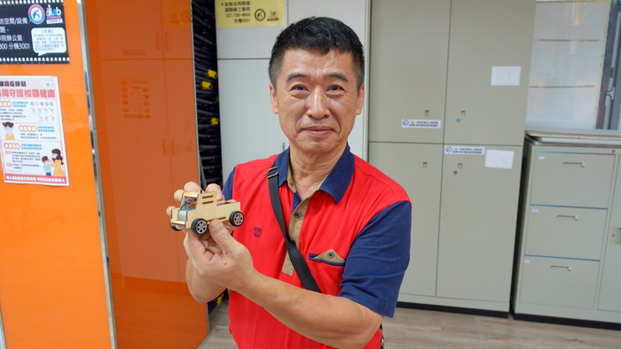 20250611【正修創客基地×工學院】基礎電子應用實作工作坊-光感動力車圖片