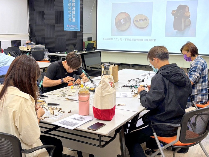 20251126【正修創客基地×工學院】基礎電子應用實作工作坊-步步高昇滾珠台圖片