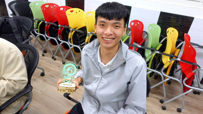 20251124【正修創客基地×工學院】雷射切割應用體驗工作坊-馬到成功小夜燈圖片