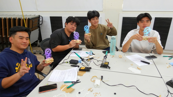 20251124【正修創客基地×工學院】雷射切割應用體驗工作坊-馬到成功小夜燈圖片