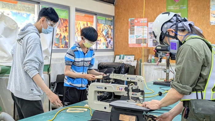 2025【正修創客基地×工學院】同儕學習社群研習-小型木工機台基礎應用及教育訓練工作坊圖片